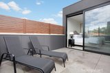 https://images.listonce.com.au/custom/160x/listings/304402-riversdale-road-hawthorn-east-vic-3123/699/01684699_img_10.jpg?VetT6BAiWxI