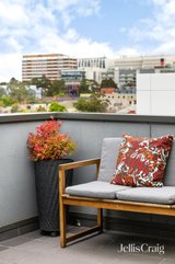 https://images.listonce.com.au/custom/160x/listings/30492-kinkora-road-hawthorn-vic-3122/640/01949640_img_08.jpg?3WP_2ttnnDs