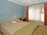 https://images.listonce.com.au/custom/160x/listings/305-boundary-road-st-albans-park-vic-3219/399/01699399_img_03.jpg?ZbFZti6GP_s