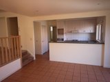 https://images.listonce.com.au/custom/160x/listings/305-clarendon-street-soldiers-hill-vic-3350/806/01575806_img_06.jpg?zeIEgIc9-tY