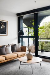 https://images.listonce.com.au/custom/160x/listings/305108-haines-street-north-melbourne-vic-3051/105/01298105_img_04.jpg?FGXN1_h-qJA