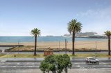 https://images.listonce.com.au/custom/160x/listings/30555-beach-street-port-melbourne-vic-3207/661/01324661_img_08.jpg?mIFkIhAvzIY