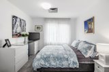 https://images.listonce.com.au/custom/160x/listings/30555-beach-street-port-melbourne-vic-3207/661/01324661_img_14.jpg?KbCnrefVnR8