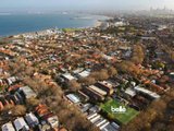 https://images.listonce.com.au/custom/160x/listings/30626-28-broadway-elwood-vic-3184/986/01794986_img_05.jpg?8sekpC7K0Yo