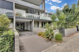 https://images.listonce.com.au/custom/160x/listings/306286-290-blackburn-road-glen-waverley-vic-3150/096/01166096_img_01.jpg?MwO48ywGQo0