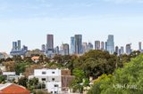 https://images.listonce.com.au/custom/160x/listings/30639-racecourse-road-north-melbourne-vic-3051/098/01934098_img_07.jpg?MhIhAOdnSag