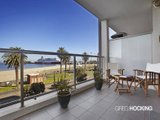 https://images.listonce.com.au/custom/160x/listings/30665-beach-street-port-melbourne-vic-3207/615/01087615_img_01.jpg?OEJENhM5k7w