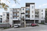 https://images.listonce.com.au/custom/160x/listings/30684-altona-street-kensington-vic-3031/379/01403379_img_08.jpg?bybXq45rm5Y