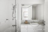 https://images.listonce.com.au/custom/160x/listings/30689-beach-street-port-melbourne-vic-3207/406/01922406_img_08.jpg?IkTYL9ayqQU