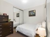 https://images.listonce.com.au/custom/160x/listings/30695-ormond-road-elwood-vic-3184/624/01794624_img_04.jpg?VKBQ5F9SlJM