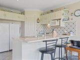 https://images.listonce.com.au/custom/160x/listings/307-armstrong-street-south-ballarat-central-vic-3350/666/01576666_img_06.jpg?tpj2nvpFfbs