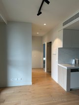 https://images.listonce.com.au/custom/160x/listings/307101-parkview-road-alphington-vic-3078/633/01820633_img_06.jpg?7uWZW4uzv4M