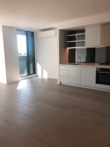 https://images.listonce.com.au/custom/160x/listings/307102-stanley-street-west-melbourne-vic-3003/600/01947600_img_05.jpg?kNYOJGX2zUM