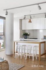 https://images.listonce.com.au/custom/160x/listings/3071a-launder-street-hawthorn-vic-3122/464/01935464_img_08.jpg?EiN3ooSp_8c