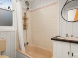https://images.listonce.com.au/custom/160x/listings/308-esplanade-east-port-melbourne-vic-3207/021/01090021_img_05.jpg?Hd_Ri4GhiC8