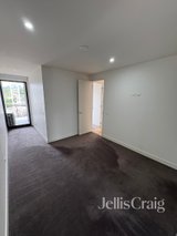 https://images.listonce.com.au/custom/160x/listings/3083-cartmell-street-heidelberg-vic-3084/766/01858766_img_07.jpg?DSHw3cCbM-Q
