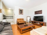 https://images.listonce.com.au/custom/160x/listings/309-gatehouse-place-maribyrnong-vic-3032/464/01202464_img_05.jpg?nvLXJF6I0G8