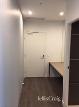 https://images.listonce.com.au/custom/160x/listings/309333-ascot-vale-road-moonee-ponds-vic-3039/832/01905832_img_02.jpg?i9WxJrV5Bng
