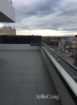 https://images.listonce.com.au/custom/160x/listings/309333-ascot-vale-road-moonee-ponds-vic-3039/832/01905832_img_09.jpg?GleuyrkK2R8