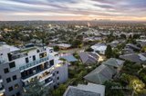 https://images.listonce.com.au/custom/160x/listings/3095-sovereign-point-court-doncaster-vic-3108/957/01626957_img_18.jpg?_vuRp25-9DE