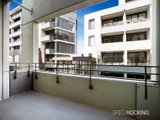 https://images.listonce.com.au/custom/160x/listings/30952-nott-street-port-melbourne-vic-3207/815/01087815_img_03.jpg?NmMz9AxURRg