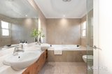 https://images.listonce.com.au/custom/160x/listings/30a-britten-street-glen-iris-vic-3146/904/01937904_img_12.jpg?-Zs2Oghwt7Q