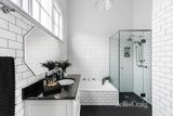 https://images.listonce.com.au/custom/160x/listings/30a-rotherwood-street-richmond-vic-3121/009/01981009_img_17.jpg?IJlVipI6q4Y