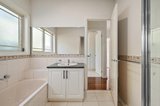 https://images.listonce.com.au/custom/160x/listings/30a-winyard-drive-mooroolbark-vic-3138/603/01909603_img_09.jpg?I0Z0Y0ToaxI