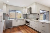 https://images.listonce.com.au/custom/160x/listings/30b-lewton-road-mount-waverley-vic-3149/656/00418656_img_11.jpg?NtnKpVbEOa0