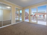 https://images.listonce.com.au/custom/160x/listings/31-3-albion-road-box-hill-vic-3128/788/01743788_img_05.jpg?x1-24vHy2O0