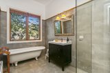 https://images.listonce.com.au/custom/160x/listings/31-33-park-street-trentham-vic-3458/287/01898287_img_09.jpg?w1malg1LrRY