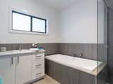 https://images.listonce.com.au/custom/160x/listings/31-balcombe-avenue-mooroolbark-vic-3138/573/01524573_img_15.jpg?uqjbNo2D7NY