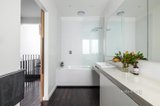 https://images.listonce.com.au/custom/160x/listings/31-balmain-st-cremorne-vic-3121/619/01726619_img_11.jpg?gVV2iKd_azM