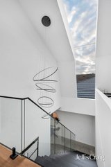 https://images.listonce.com.au/custom/160x/listings/31-balmoral-avenue-brunswick-east-vic-3057/554/01767554_img_10.jpg?sVpAkSuBhgU