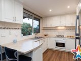 https://images.listonce.com.au/custom/160x/listings/31-barker-drive-mooroolbark-vic-3138/556/01525556_img_03.jpg?rUn4-Mi38W0