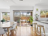 https://images.listonce.com.au/custom/160x/listings/31-basil-street-newport-vic-3015/447/01203447_img_03.jpg?jy73e5rqwc8