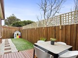 https://images.listonce.com.au/custom/160x/listings/31-basil-street-newport-vic-3015/447/01203447_img_11.jpg?ec-bKG5i0uU