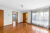 https://images.listonce.com.au/custom/160x/listings/31-broadhurst-avenue-reservoir-vic-3073/462/01771462_img_03.jpg?rWfvmwR8hrk