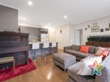 https://images.listonce.com.au/custom/160x/listings/31-browning-street-kilsyth-vic-3137/530/01525530_img_03.jpg?3vXgKw817pc