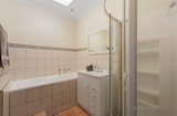 https://images.listonce.com.au/custom/160x/listings/31-cash-grove-mount-waverley-vic-3149/400/01947400_img_02.jpg?8ReA7KK1OmU
