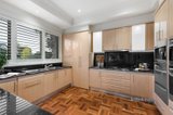 https://images.listonce.com.au/custom/160x/listings/31-courang-road-glen-iris-vic-3146/401/01180401_img_10.jpg?sG5BdLJm5tg