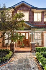 https://images.listonce.com.au/custom/160x/listings/31-daviesia-drive-plenty-vic-3090/336/01441336_img_03.jpg?70GX8dlwJ0g