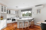 https://images.listonce.com.au/custom/160x/listings/31-daviesia-drive-plenty-vic-3090/336/01441336_img_04.jpg?DUL44XyRzx8