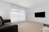 https://images.listonce.com.au/custom/160x/listings/31-de-havilland-avenue-strathmore-heights-vic-3041/983/01970983_img_04.jpg?pIfXKzNW6Eg