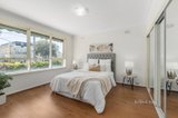 https://images.listonce.com.au/custom/160x/listings/31-delmore-crescent-glen-waverley-vic-3150/912/01483912_img_06.jpg?CnkQOHwCXhk