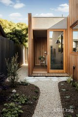 https://images.listonce.com.au/custom/160x/listings/31-fairfield-road-fairfield-vic-3078/484/01990484_img_25.jpg?s4qvBeS7T-E