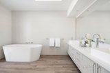 https://images.listonce.com.au/custom/160x/listings/31-fairview-street-hawthorn-vic-3122/079/01706079_img_11.jpg?iyZhLTOctdc