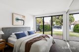 https://images.listonce.com.au/custom/160x/listings/31-gilmour-road-bentleigh-vic-3204/537/01977537_img_06.jpg?jGDfVed9FTc