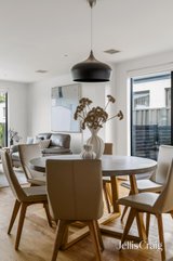 https://images.listonce.com.au/custom/160x/listings/31-gilmour-road-bentleigh-vic-3204/537/01977537_img_16.jpg?M2N8BgvBOYg