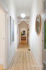 https://images.listonce.com.au/custom/160x/listings/31-gladstone-avenue-northcote-vic-3070/924/01905924_img_03.jpg?JjNYNmRDSfk